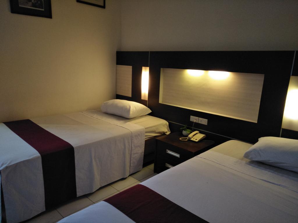 Hotel Wisanti Yogyakarta Exterior photo